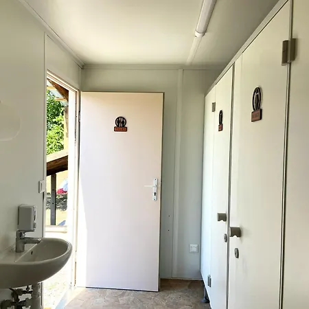 Mini Camp Saly- Cozy Caravan *